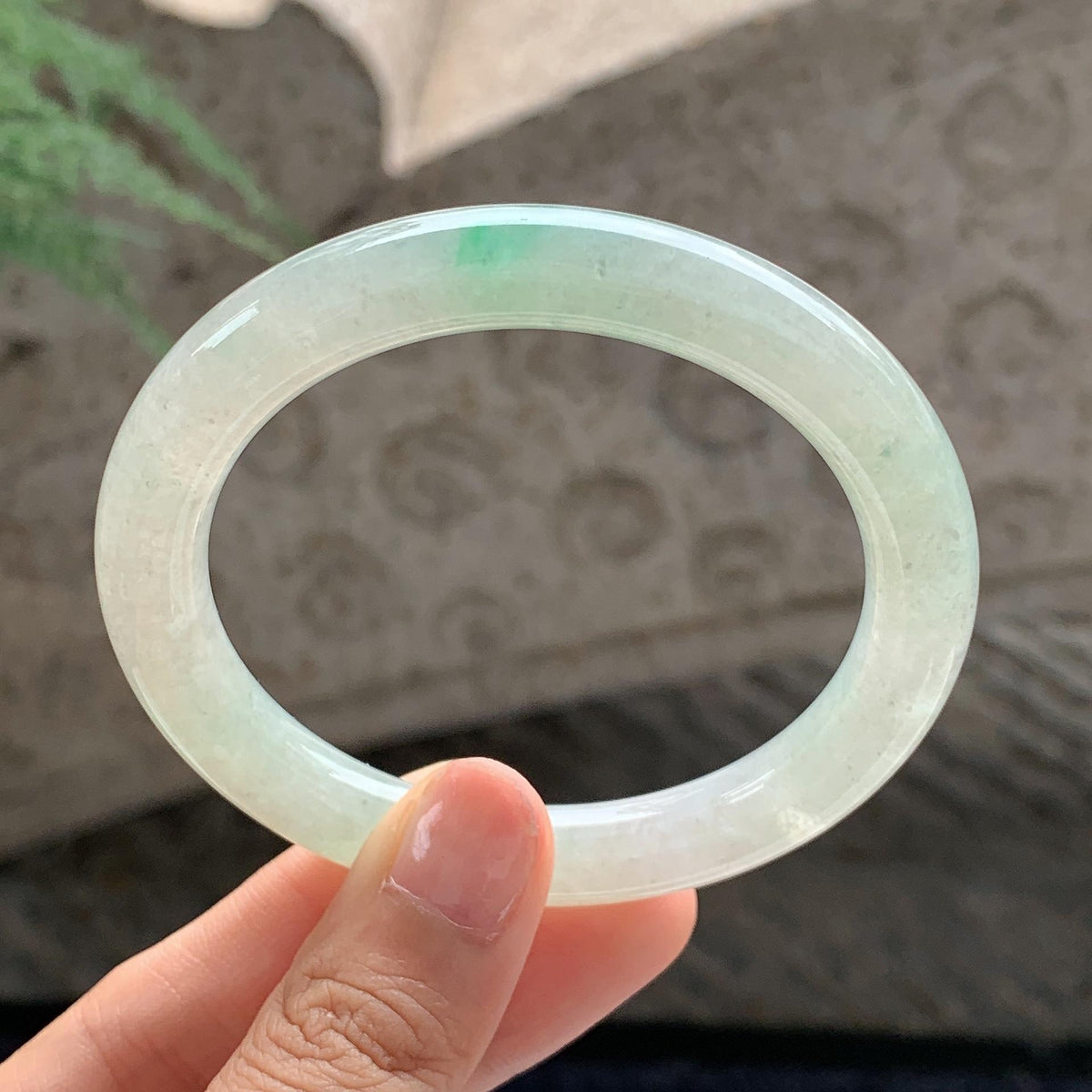 细糯种 飘绿正圈平安镯 55圈 天然缅甸A货翡翠（yc701167）