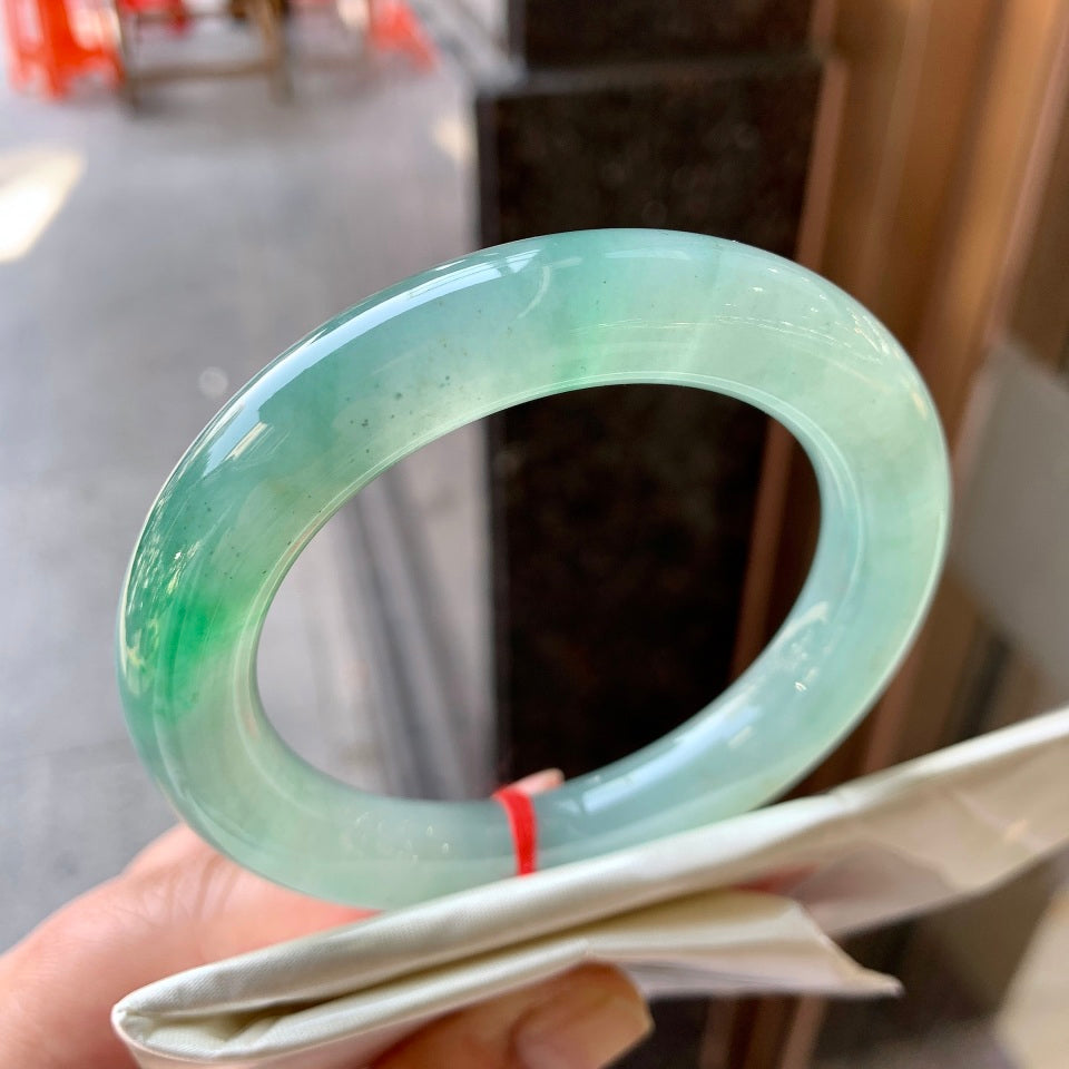 冰飘绿圆条手镯（57.3mm）（yc058547）