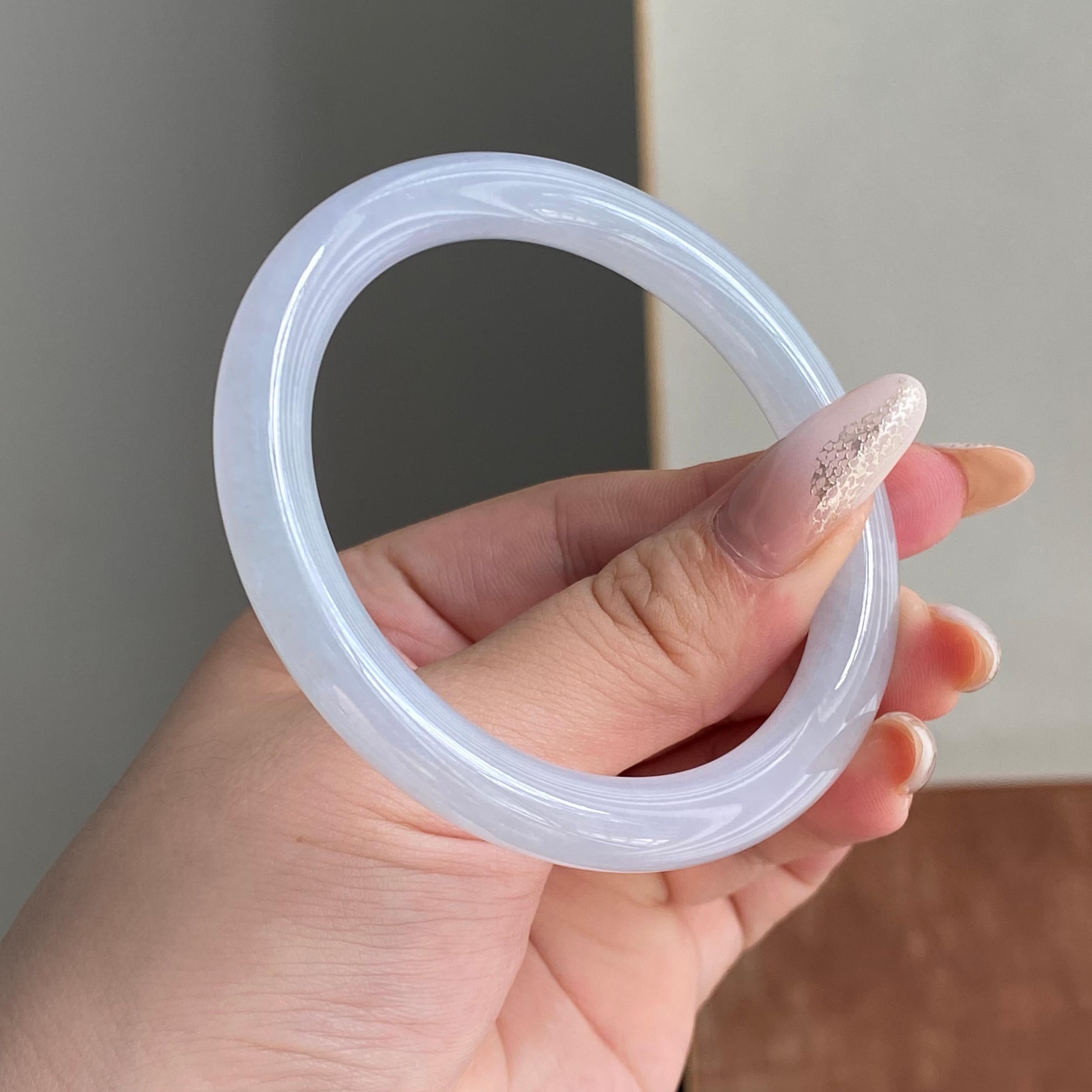 糯冰种春彩圆条手镯（56圈）（yc215999）