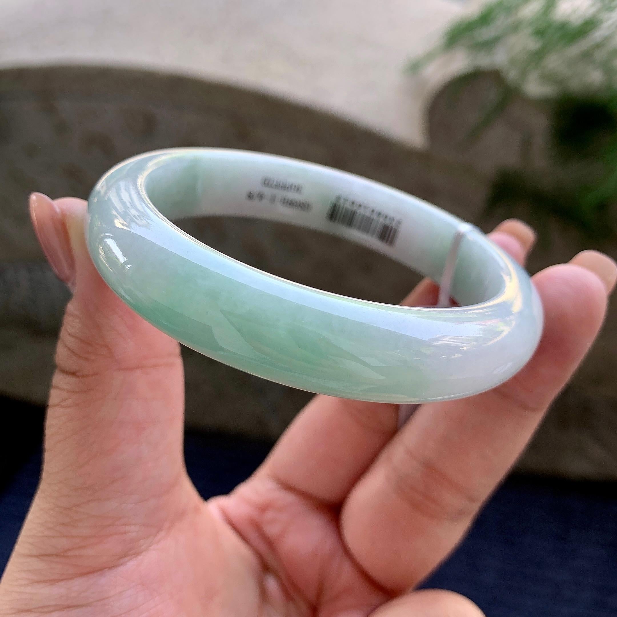 细糯种晴底正圈平安镯 58圈口 天然缅甸A货翡翠（yc502589）