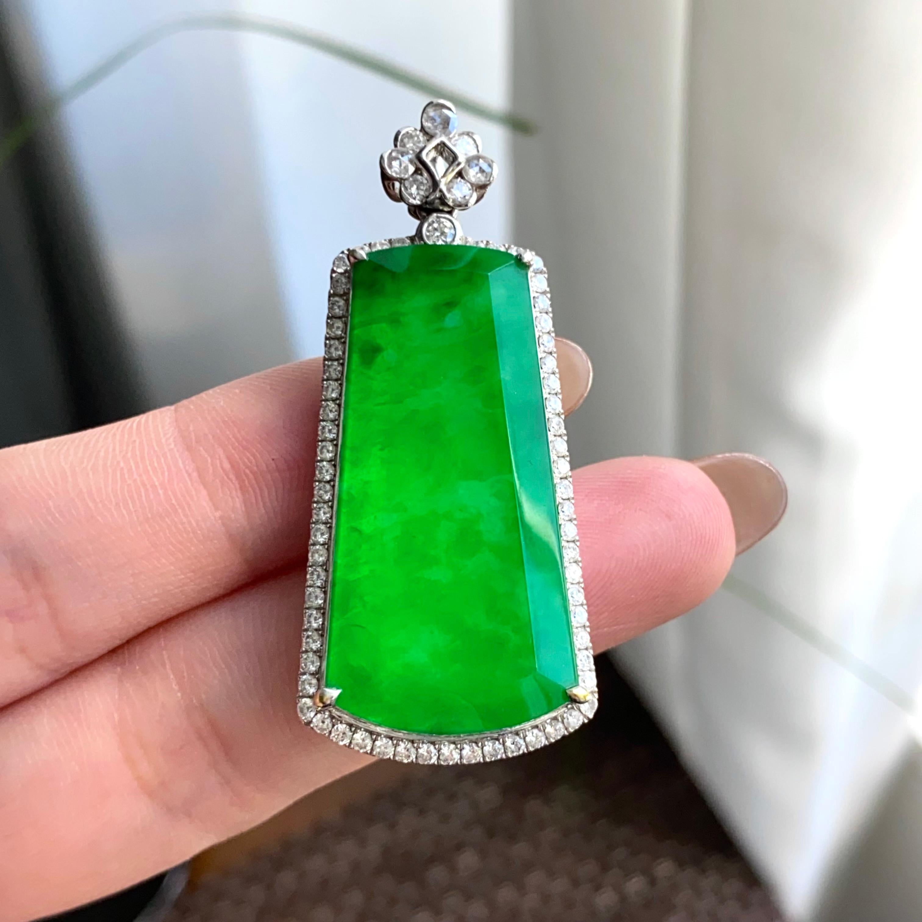 18k金钻镶冰种阳绿无事牌吊坠（yc263889）