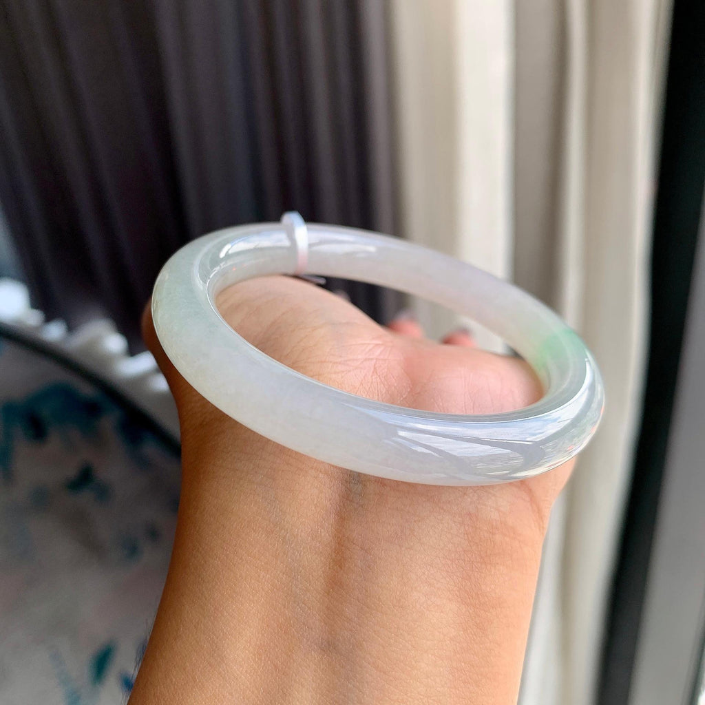 细糯种飘绿圆条手镯（54.5mm）（yc175909）