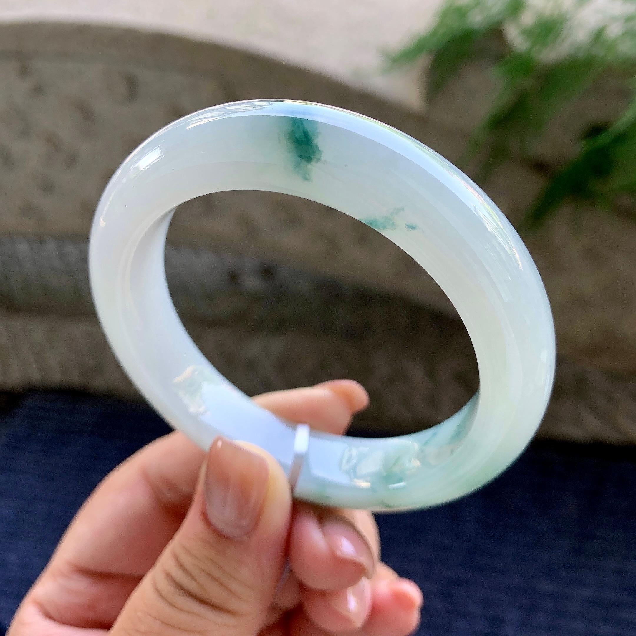 细糯种飘蓝花正圈平安镯 55.3圈口 天然缅甸A货翡翠（yc498066）