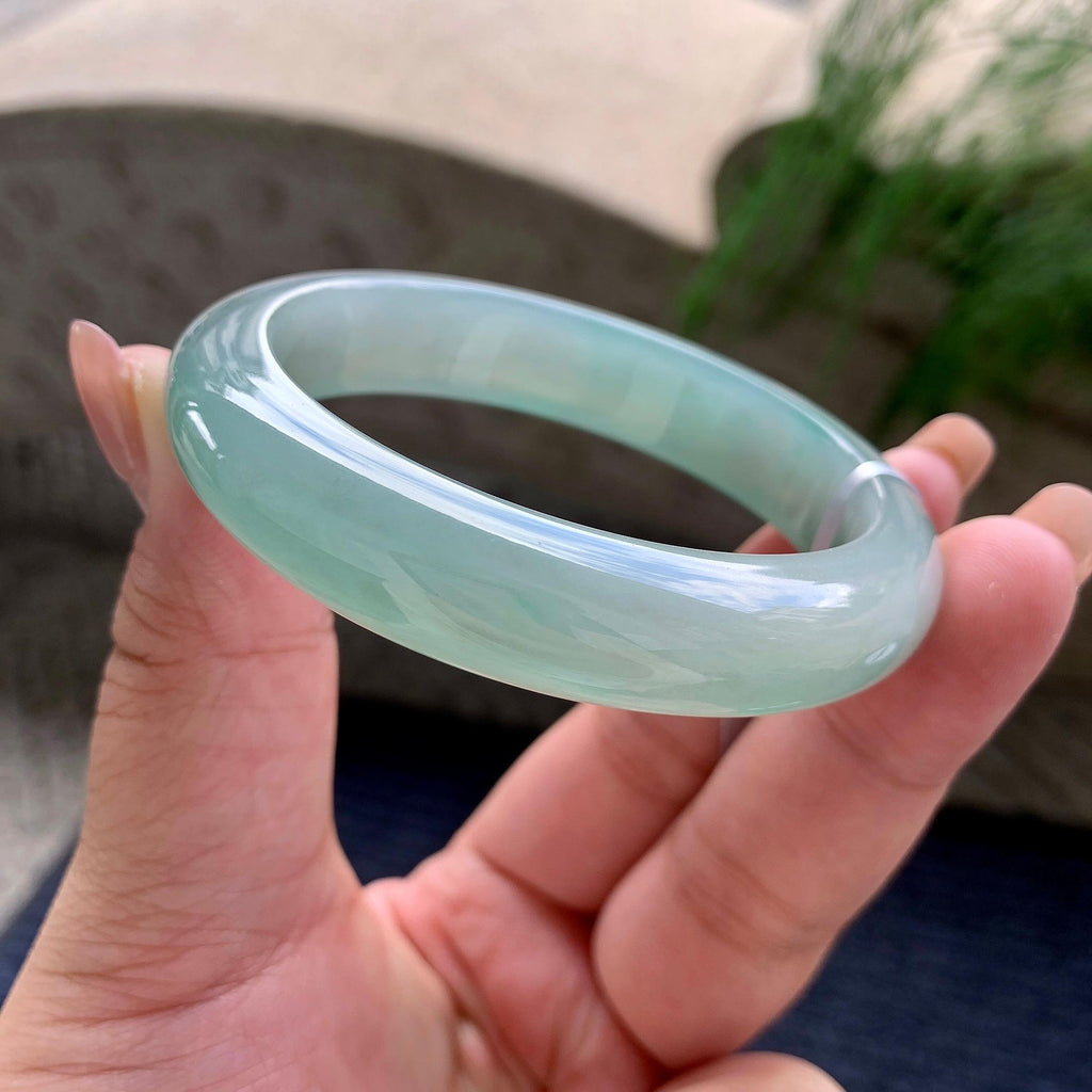 糯冰种晴水飘蓝花贵妃手镯 54.8圈口 天然缅甸A货翡翠（yc534487）