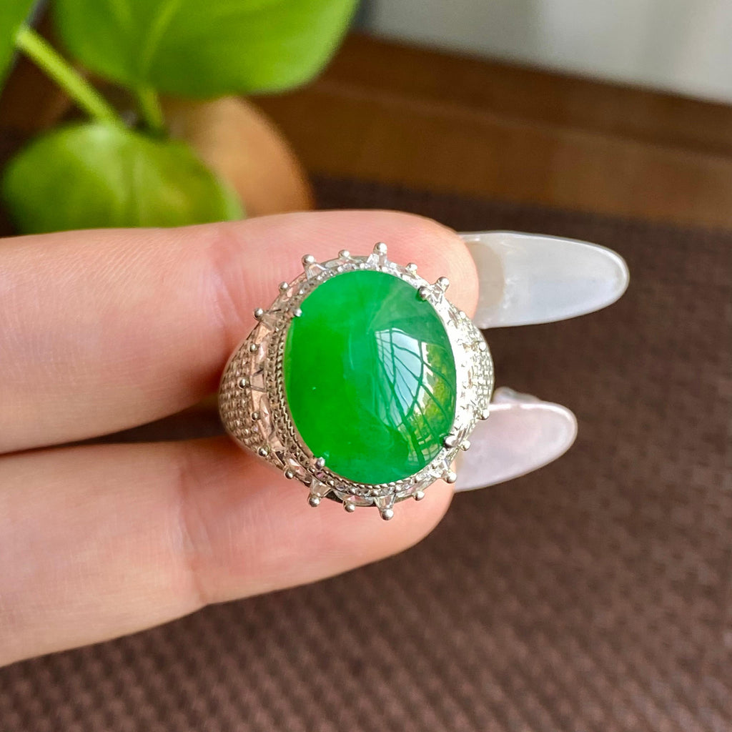 糯冰种满绿裸石蛋面（yc282937）