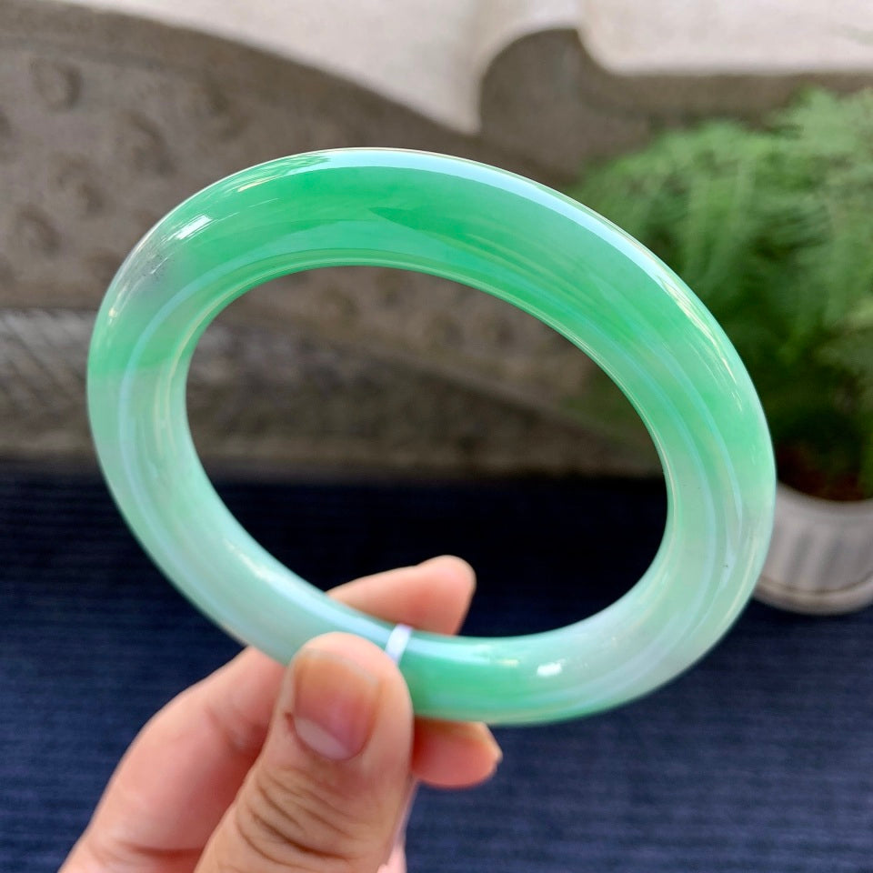 细糯种翠绿圆条手镯（60mm）（yc079992）