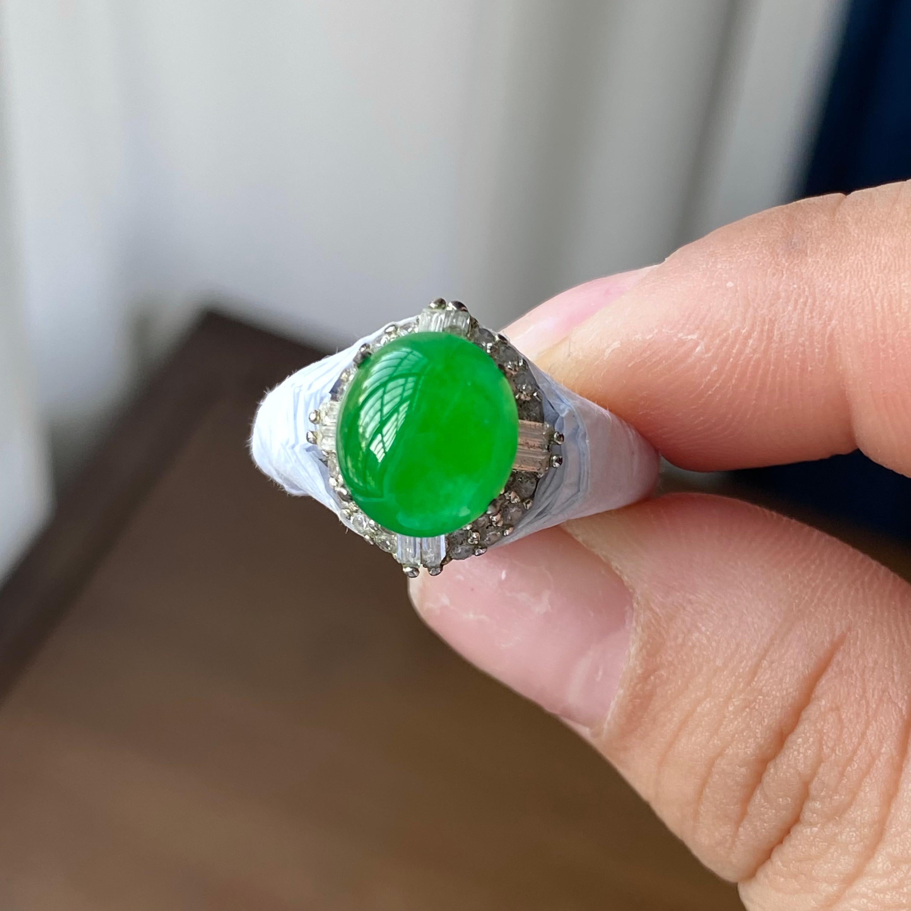 糯冰种满绿裸石蛋面（yc304215）