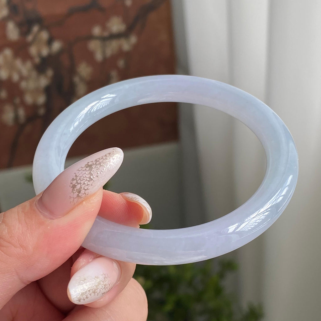 糯冰种淡春彩圆条手镯（56圈）（yc213613）