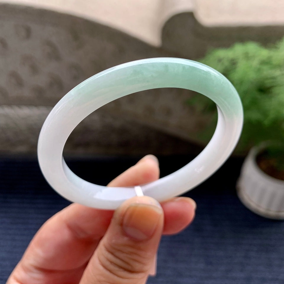 糯种带底色贵妃手镯（53mm）（yc081820）