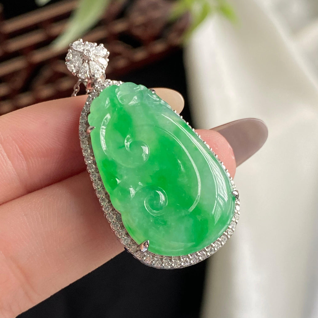 18k金钻镶冰种满绿如意吊坠（yc197330）