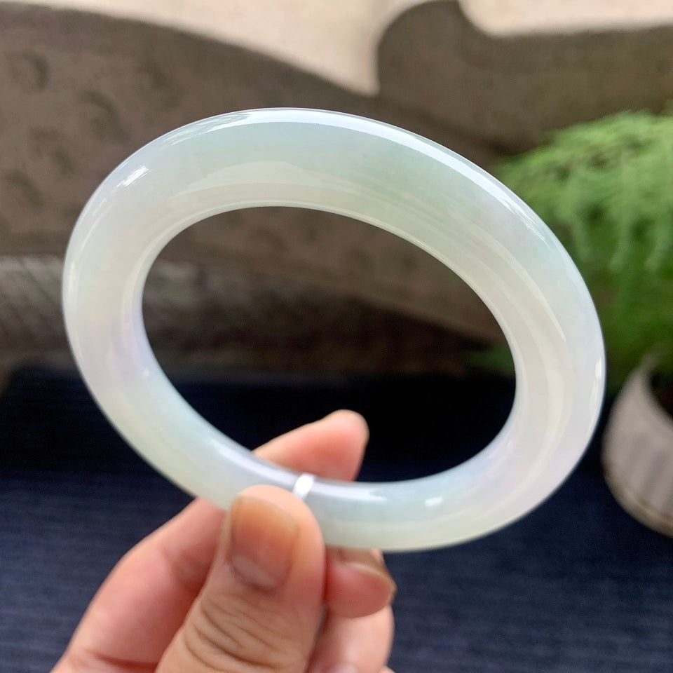 细糯种淡晴底圆条手镯（57.2mm）（yc110699）