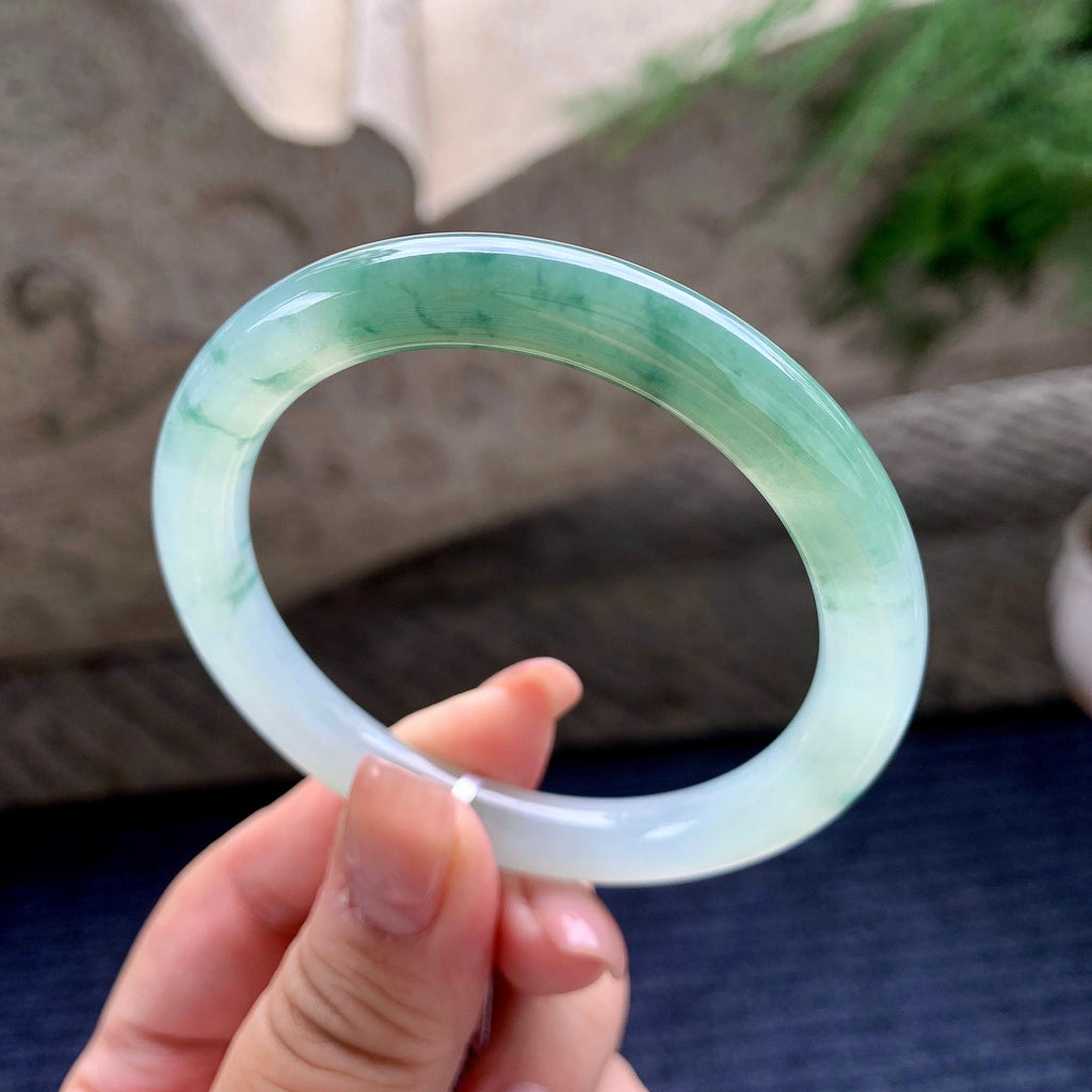 糯冰种晴底飘绿花圆条手镯 54.7圈口 天然缅甸A货翡翠（yc536191）