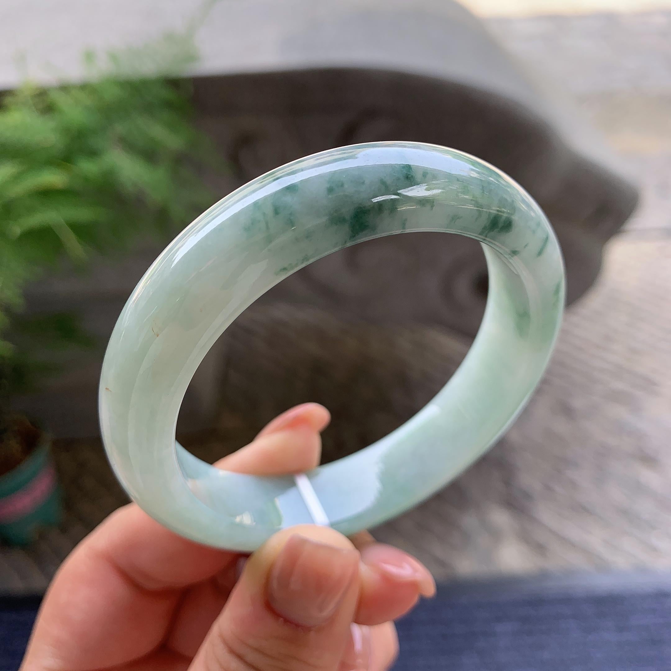 细糯种飘蓝花洒金正圈平安镯 54.4圈口 天然缅甸A货翡翠（yc499792）