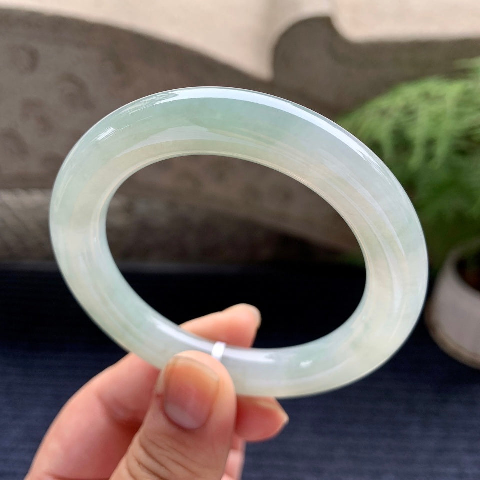 细糯种淡晴底圆条手镯（52.6mm）（yc088752）