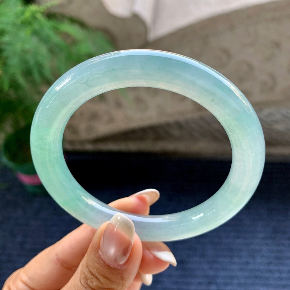 糯冰种蓝晴水圆条手镯（56.8mm）（yc079334）