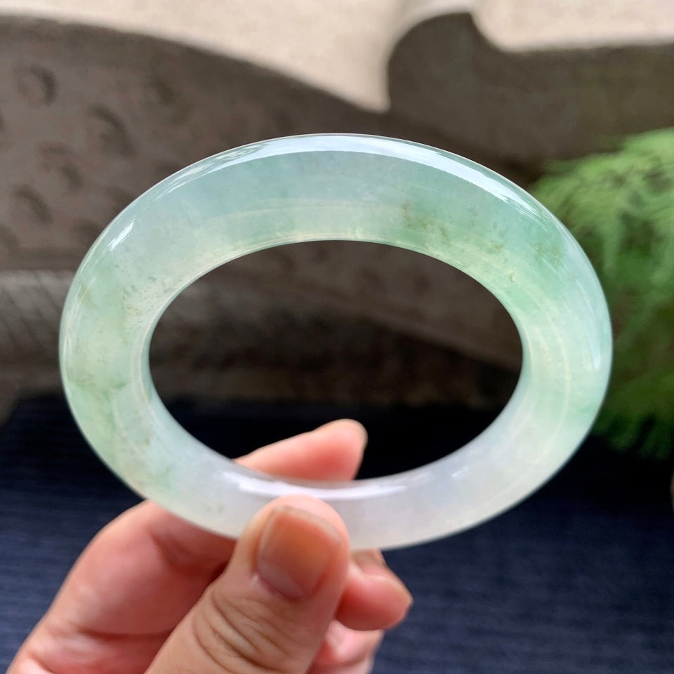 糯冰种飘花圆条手镯（56mm）（yc100705）