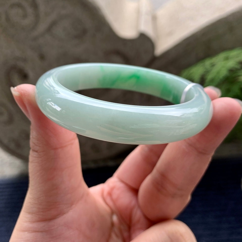 细糯种飘绿平安镯（55.7mm）（yc090499）