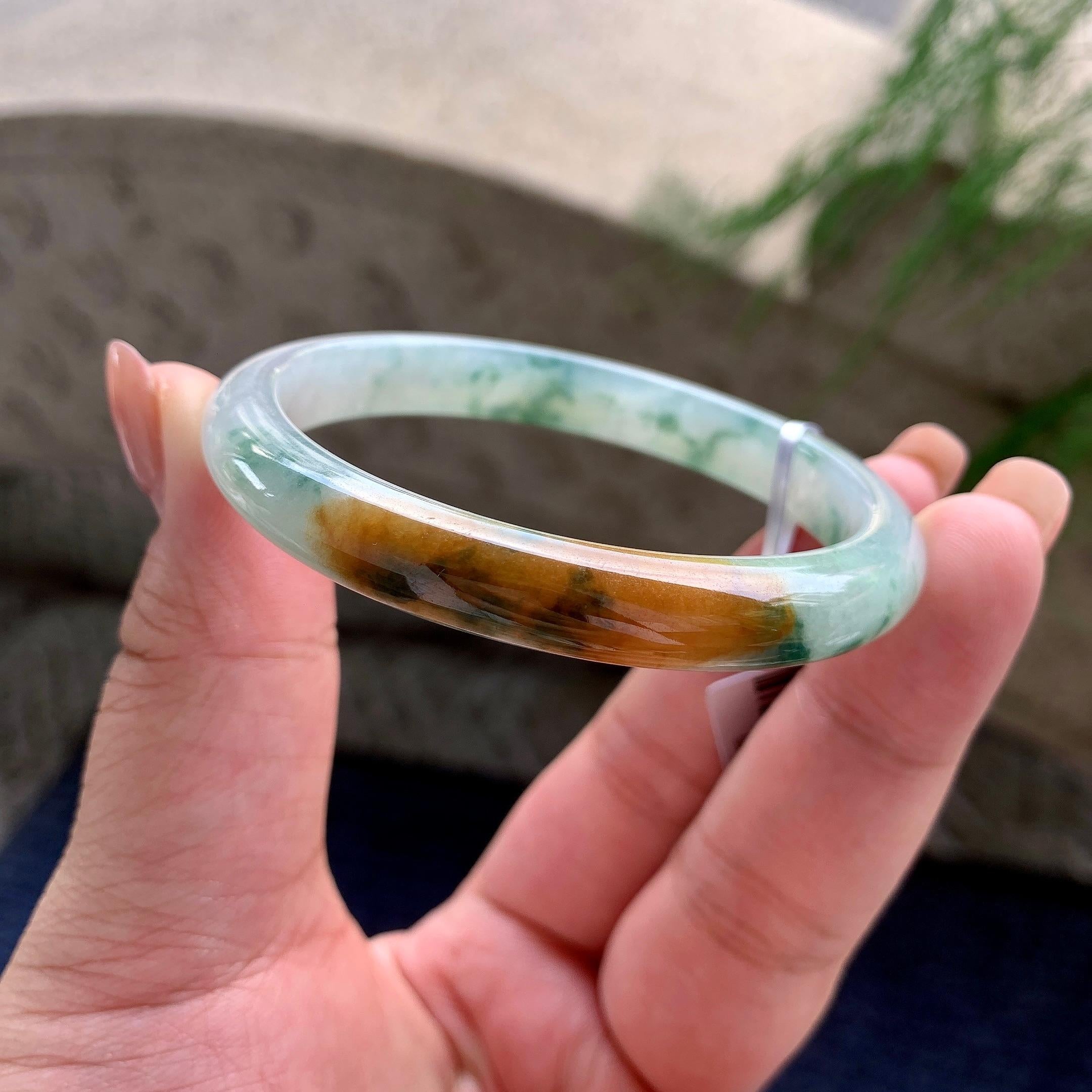 糯冰种黄翡飘蓝花贵妃手镯 54.7圈口 天然缅甸A货翡翠（yc524402）