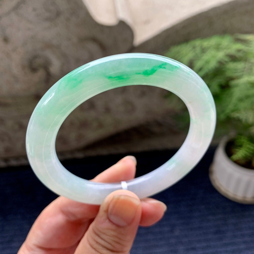 细糯种飘绿圆条手镯（57mm）（yc090547）