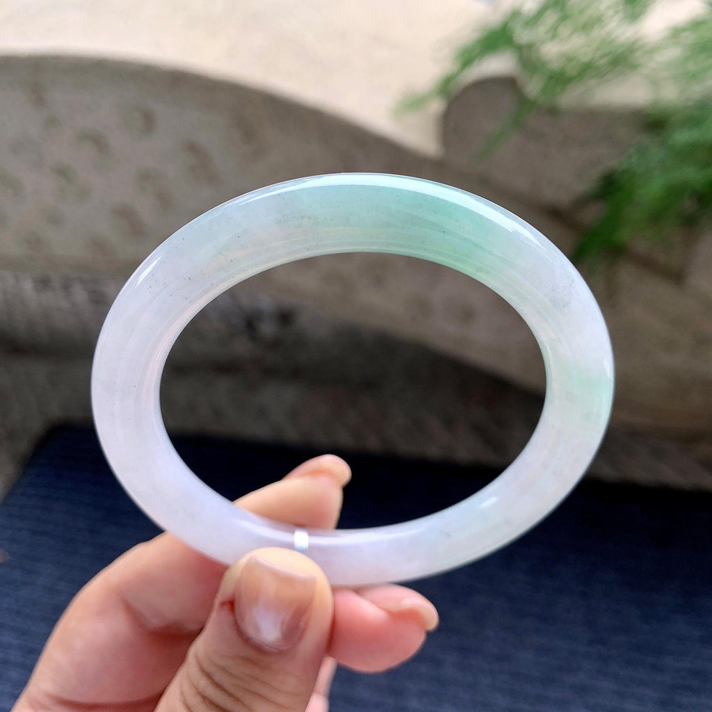 细糯种飘绿花圆条手镯 55圈口（yc711307）