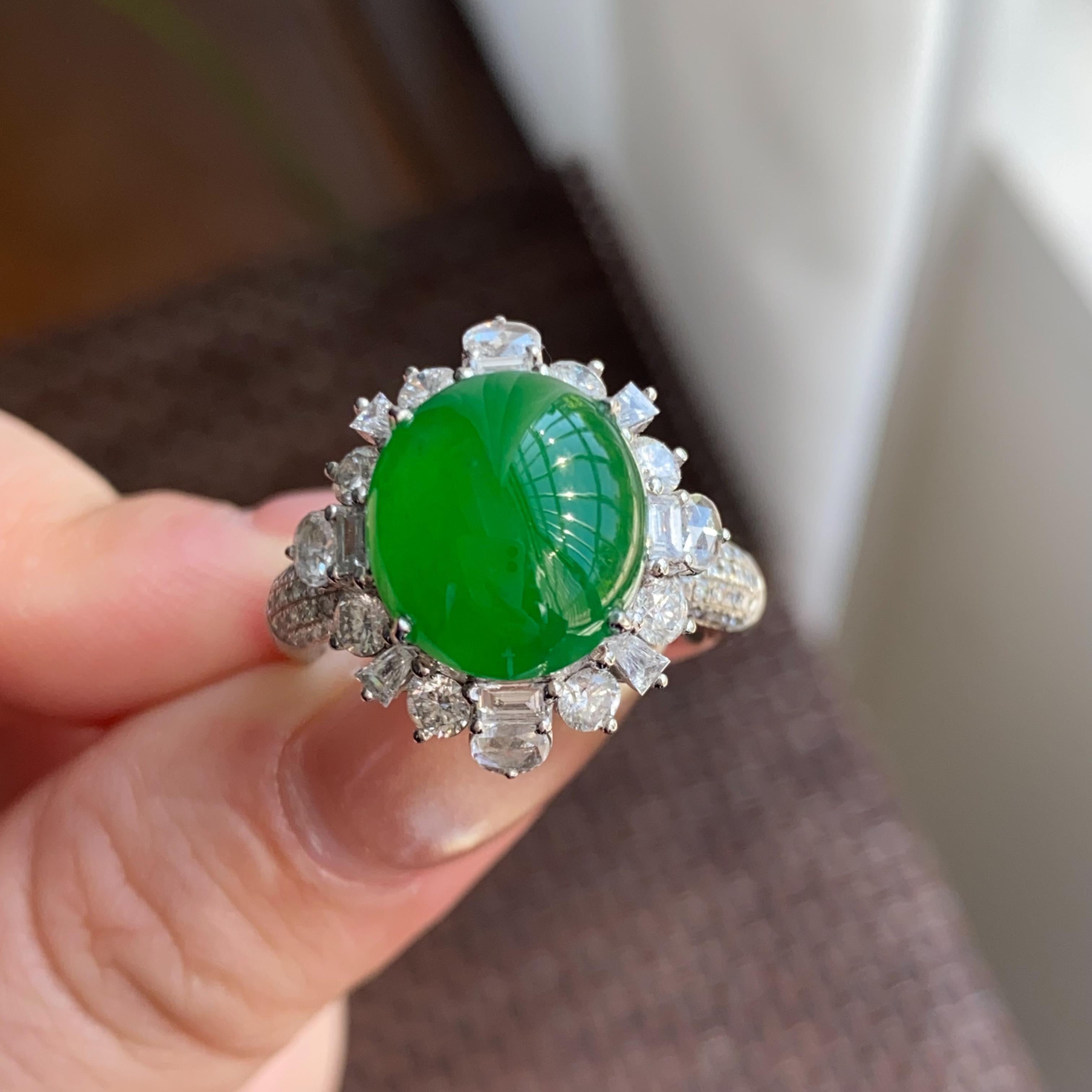 18k金钻镶冰种阳绿蛋面戒指（yc264995）