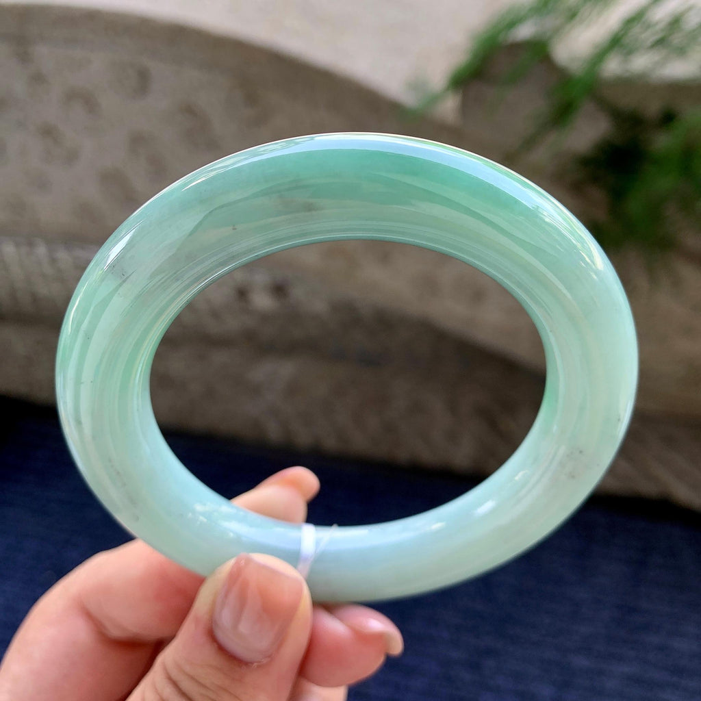 细糯种飘翠绿圆条手镯 57圈口 天然缅甸A货翡翠（yc502581）