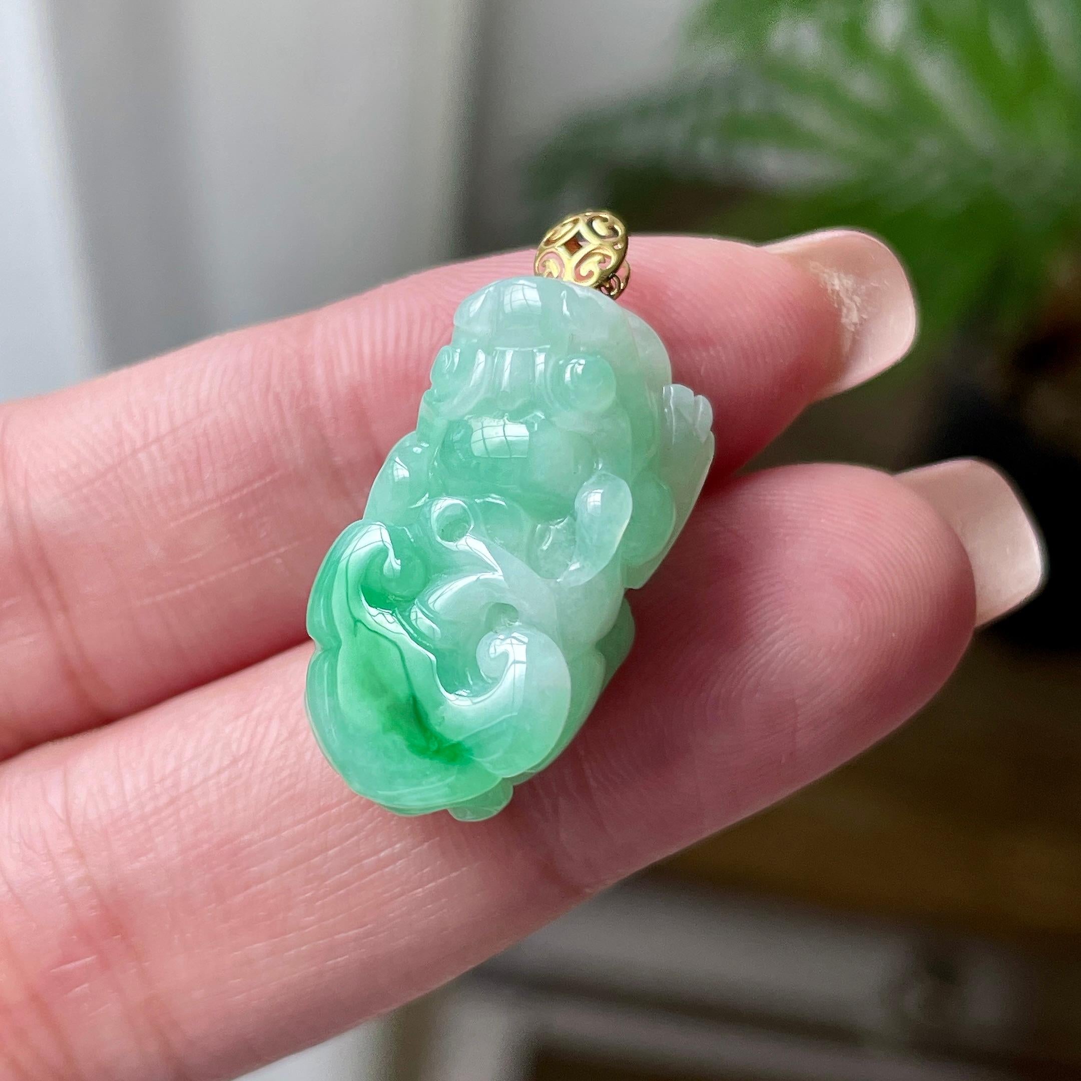 18K金镶细糯种飘翠绿貔貅吊坠 天然缅甸A货翡翠（yc524399）