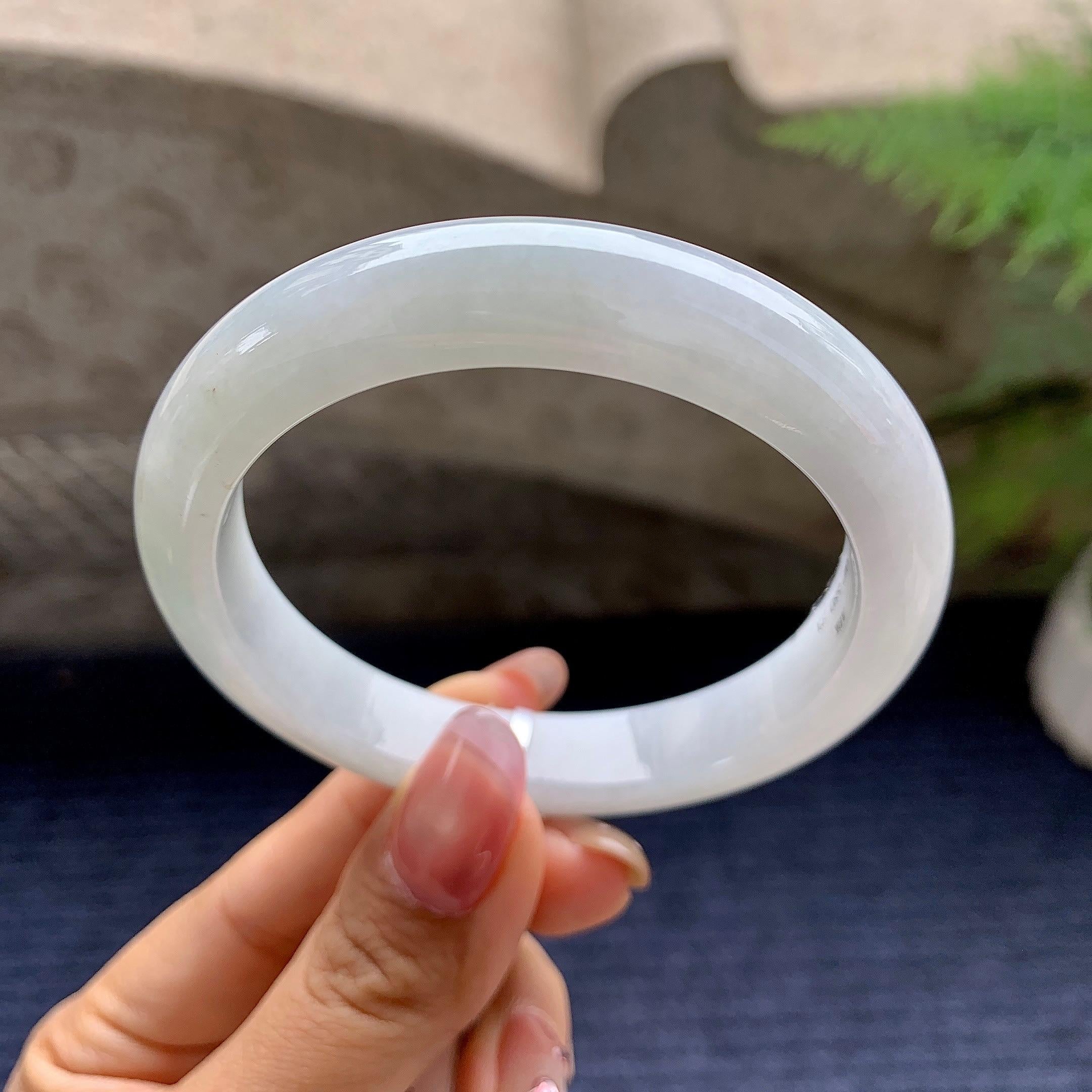细糯种带底色平安镯（56.1mm）（yc281532）