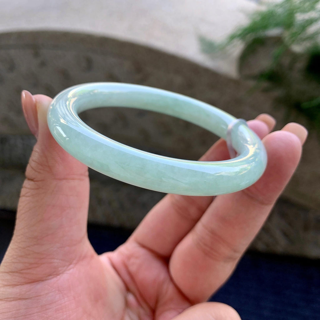 细糯种晴底圆条手镯 55圈口 天然缅甸A货翡翠（yc501091）