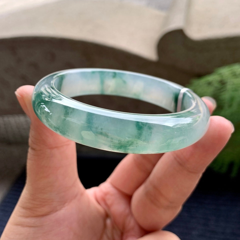 糯冰种飘花平安镯（56.6mm）（yc116152）