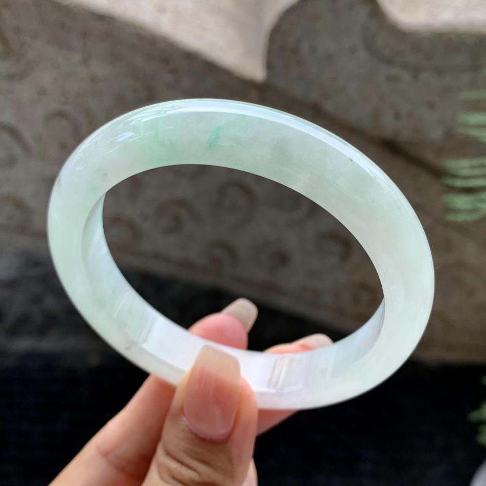 糯冰种飘花翡翠平安镯（60.3mm）（TF06261503）