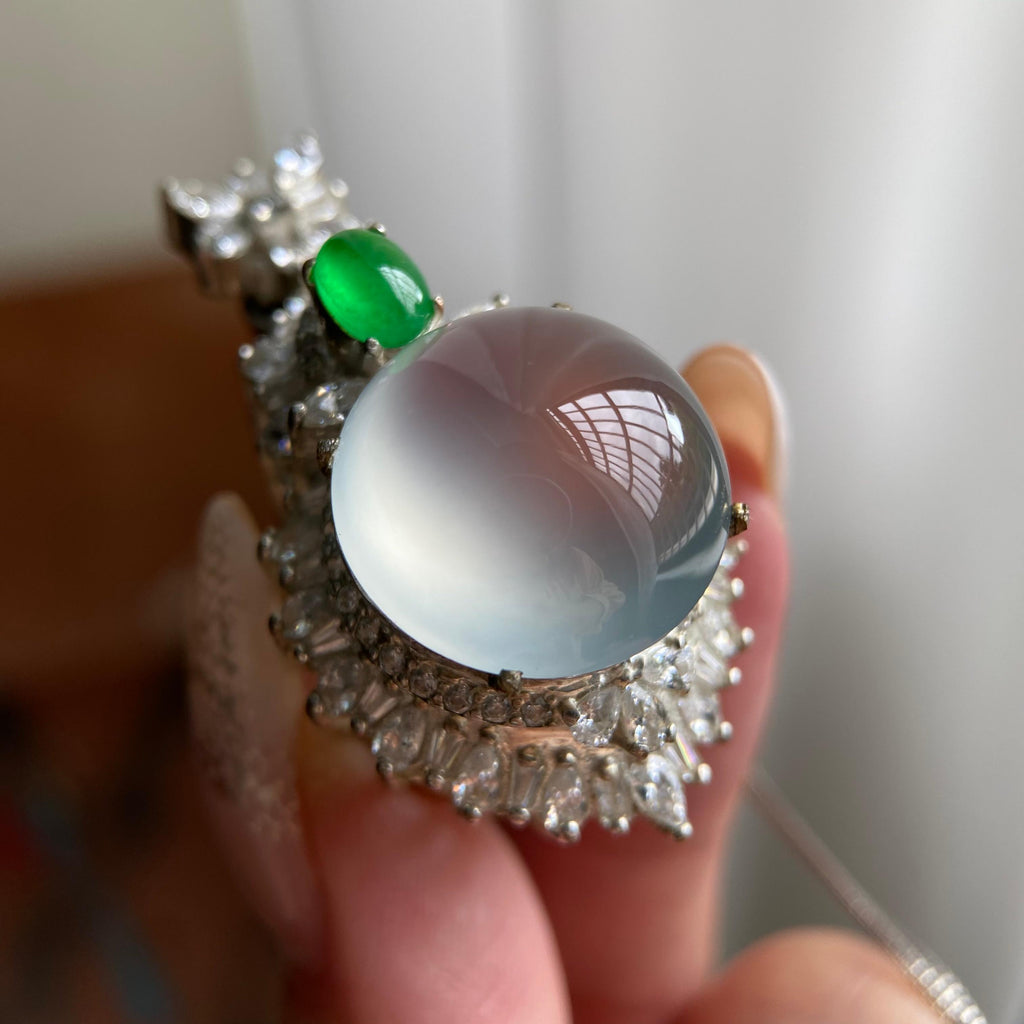 冰玻种白月光鸽子蛋吊坠裸石（yc223677）