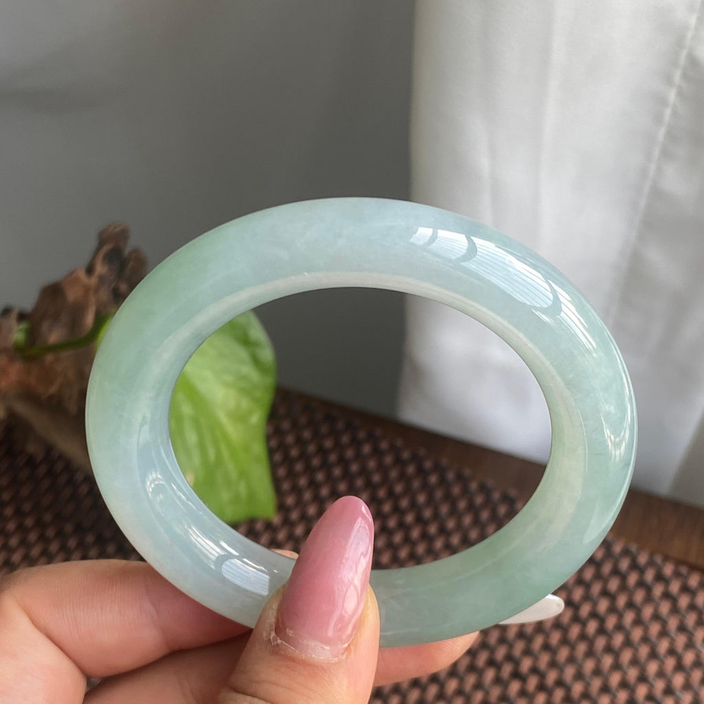 糯冰种晴底圆条手镯（55）（yc280823）