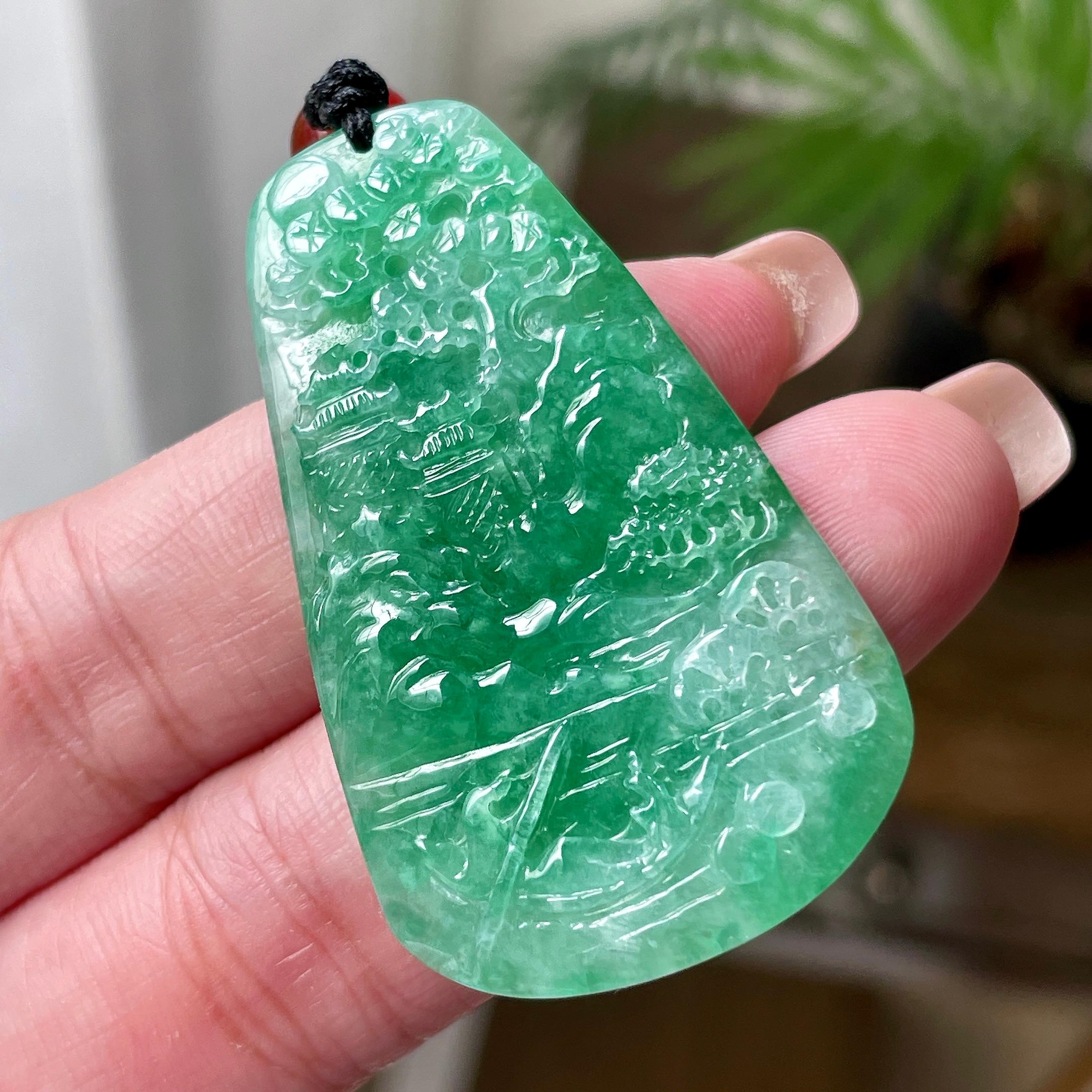 细糯种翠绿山水牌吊坠 天然缅甸A货翡翠（yc524398）
