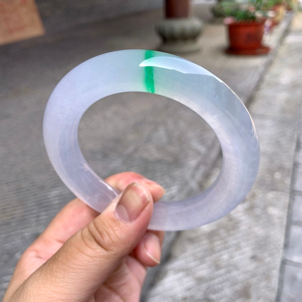 高冰种飘阳绿圆条手镯（58.5mm）（yc094210）