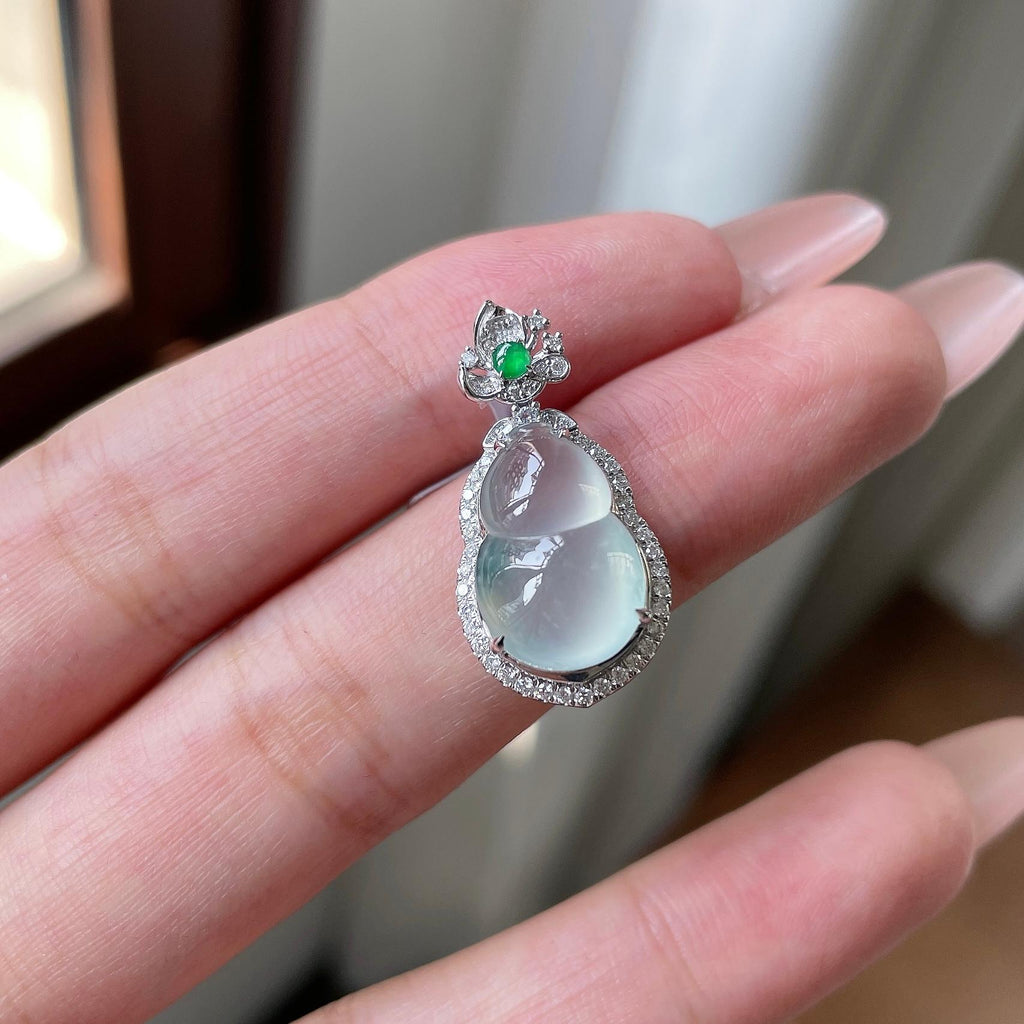 糯冰种飘花葫芦吊坠 18K金 天然缅甸A货翡翠（yc508692）