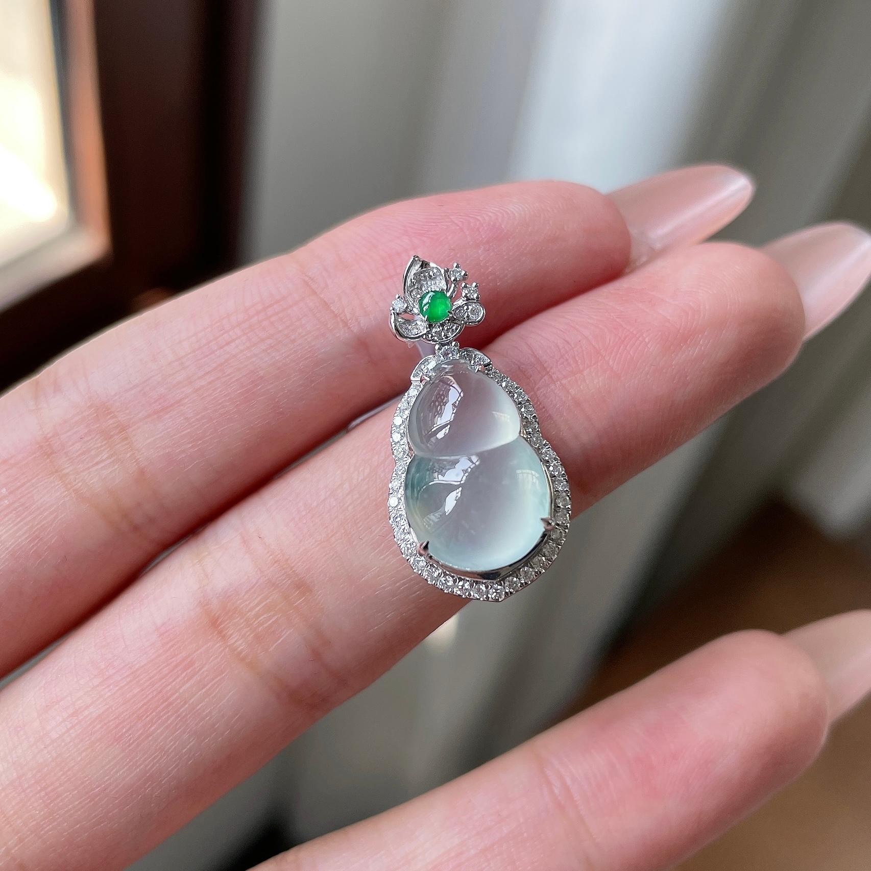 糯冰种飘花葫芦吊坠 18K金 天然缅甸A货翡翠（yc508692）