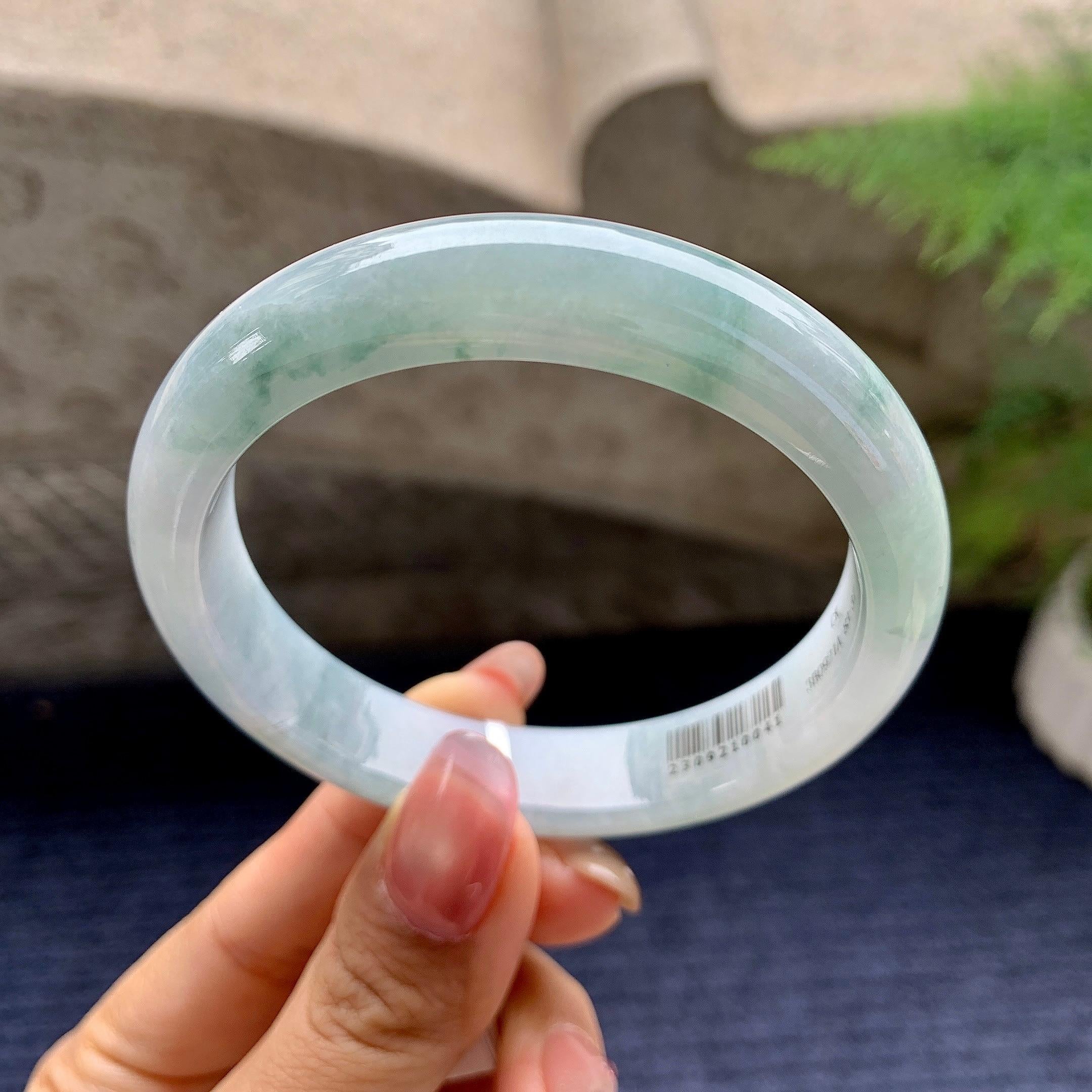 细糯种飘花平安镯（57mm）（yc281533）