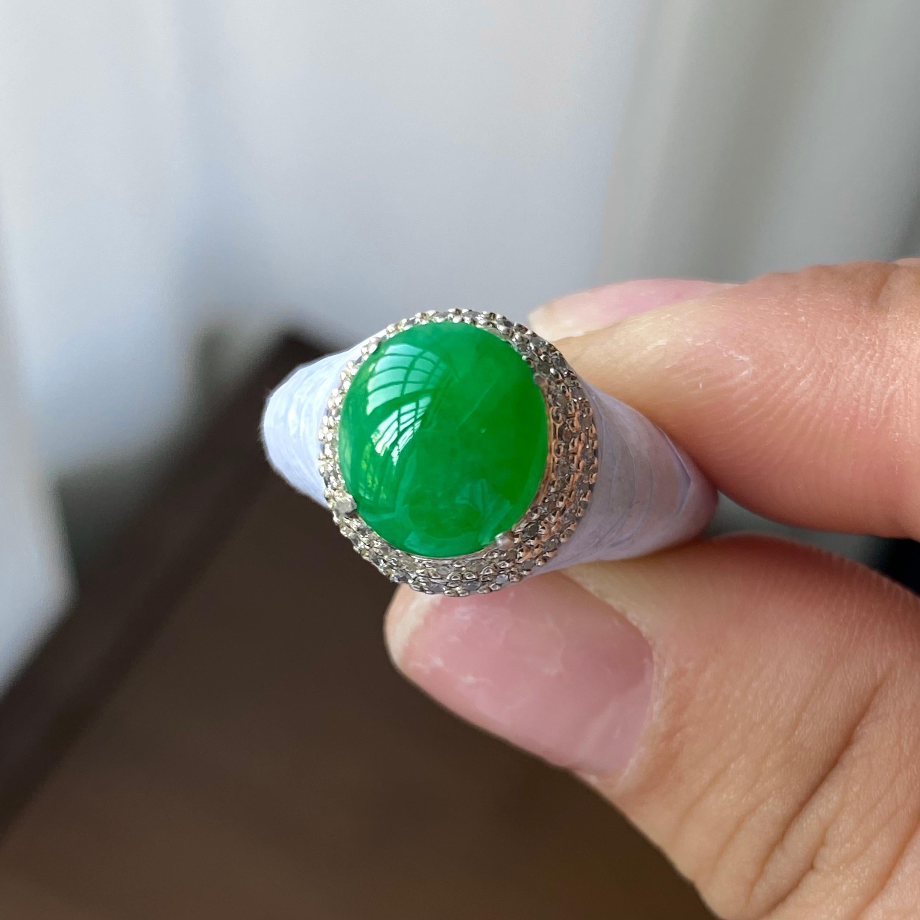 糯冰种满绿蛋面裸石（yc303915）