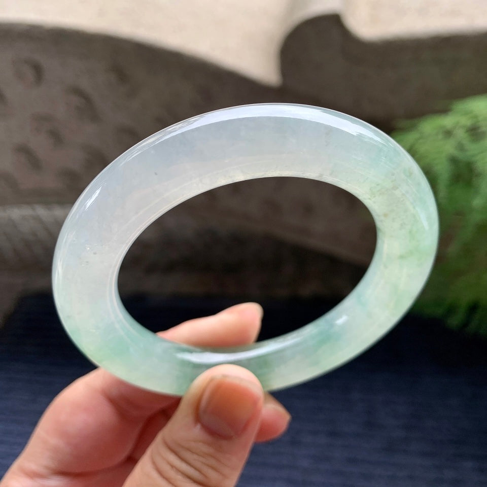 糯冰种飘花圆条手镯（56mm）（yc100705）
