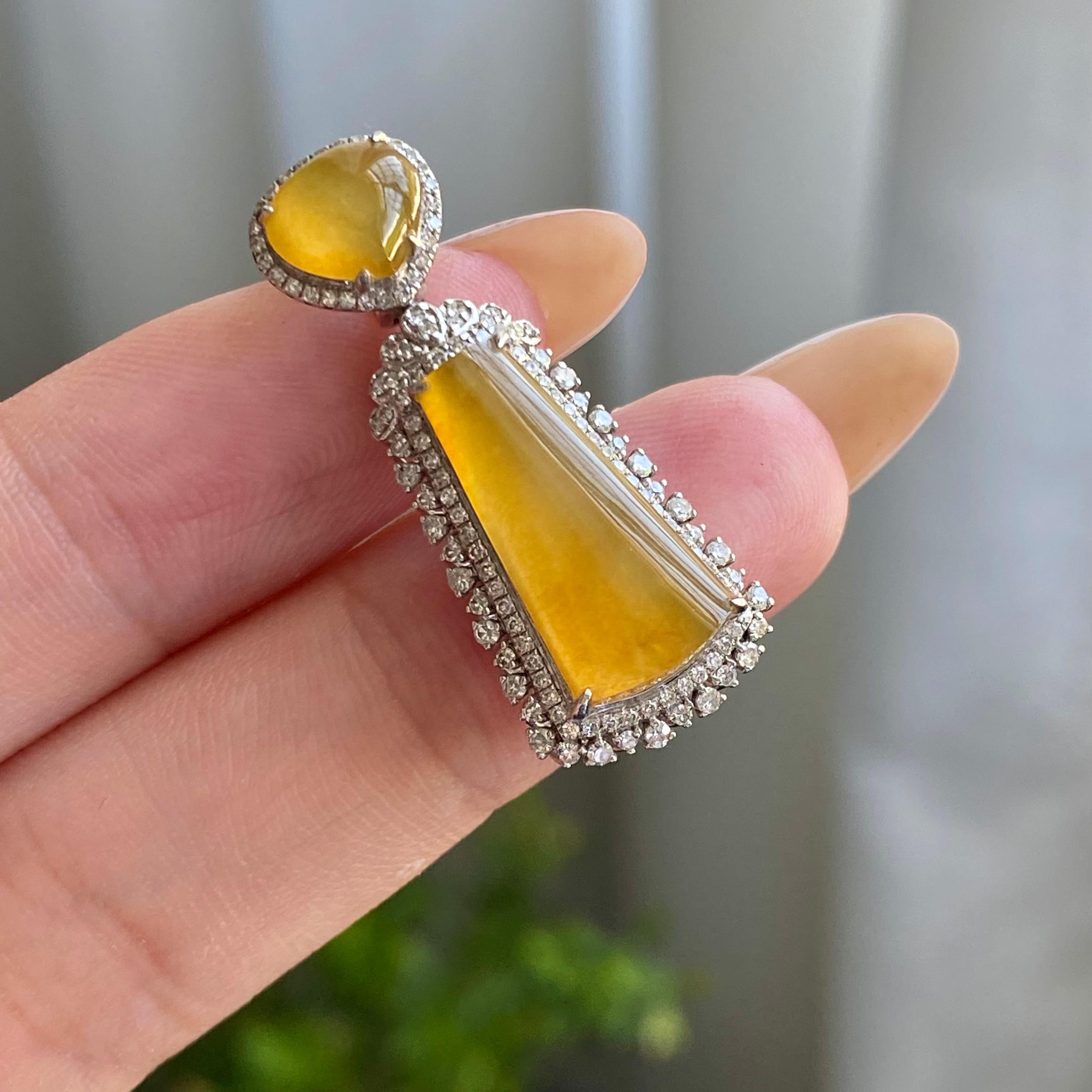 18k金钻镶冰种黄翡无事牌吊坠（yc205099）