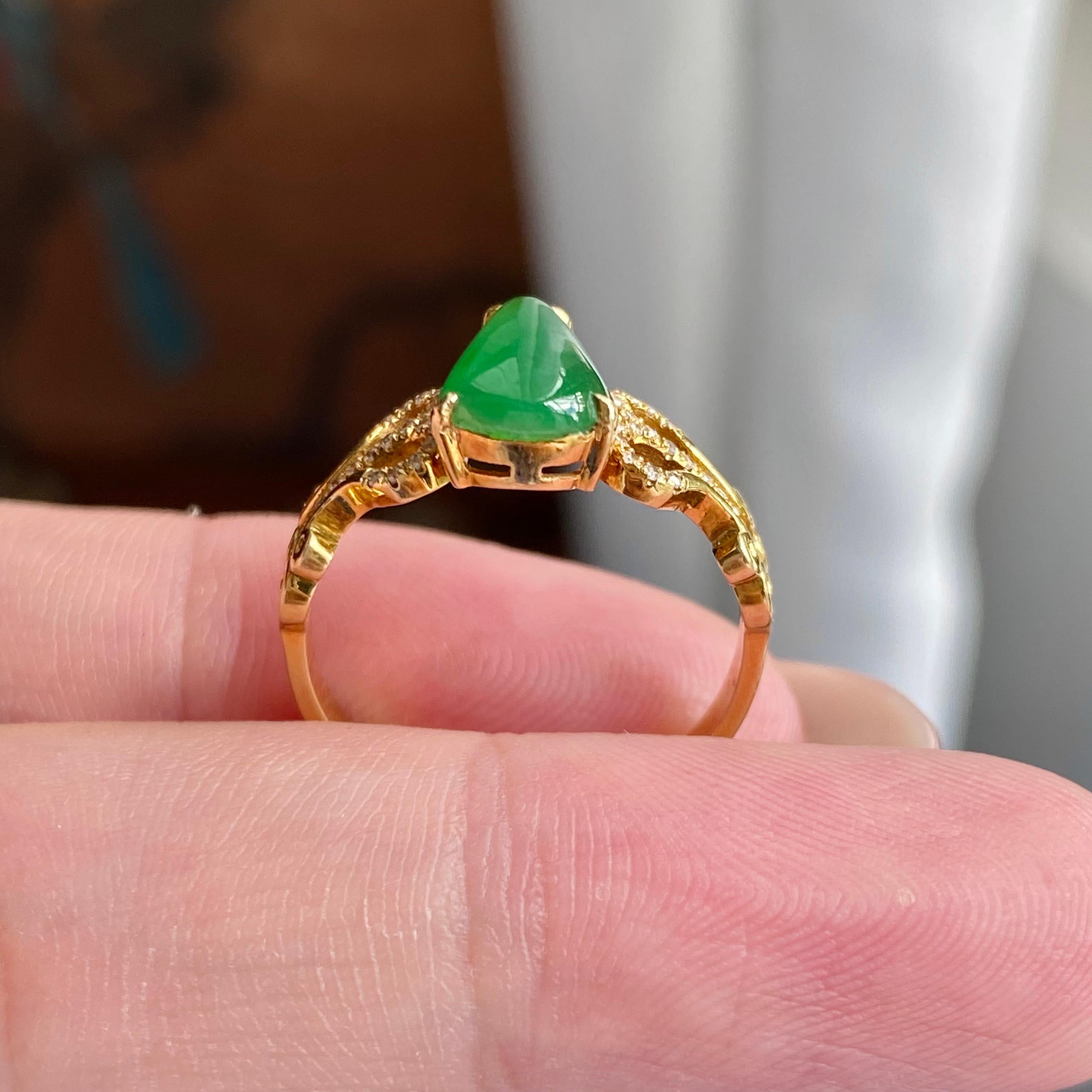 18k金钻镶冰种满绿水滴戒指（yc235123）