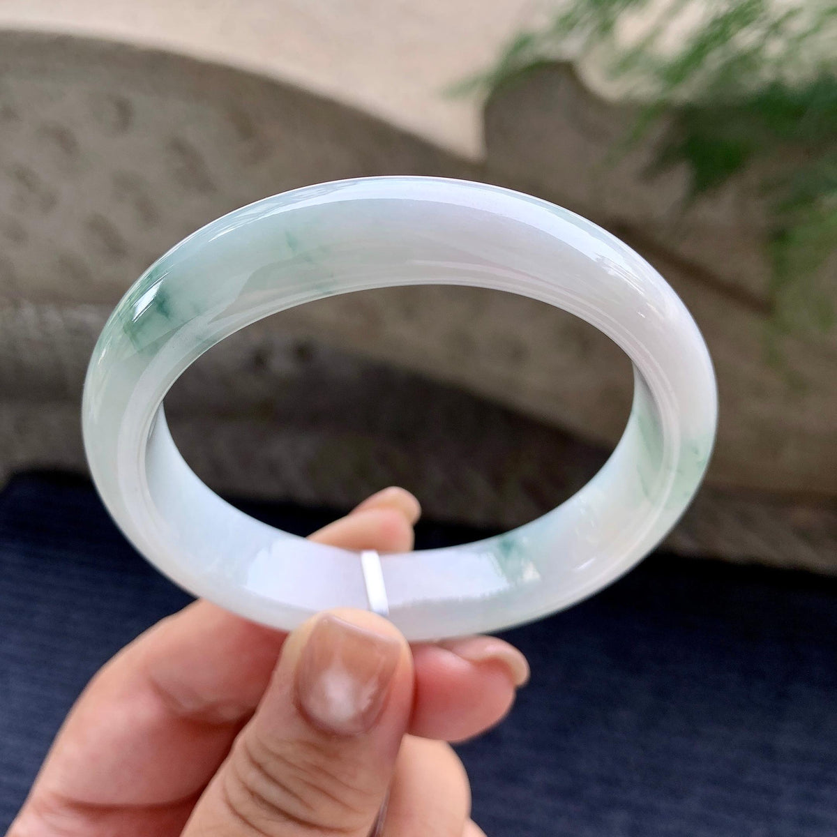 细糯种飘蓝花贵妃手镯 57.2圈口（yc707409）