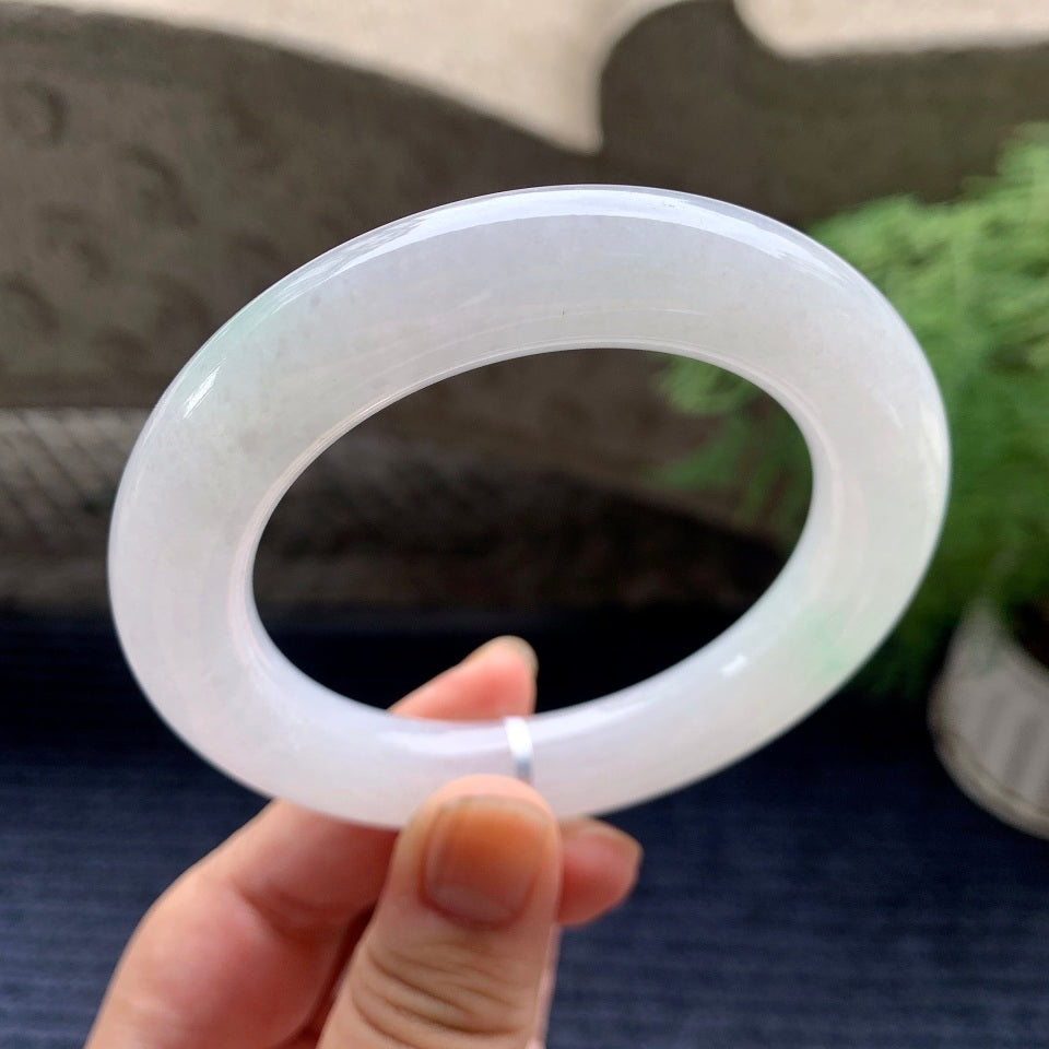 细糯种飘绿圆条手镯（57mm）（yc101928）
