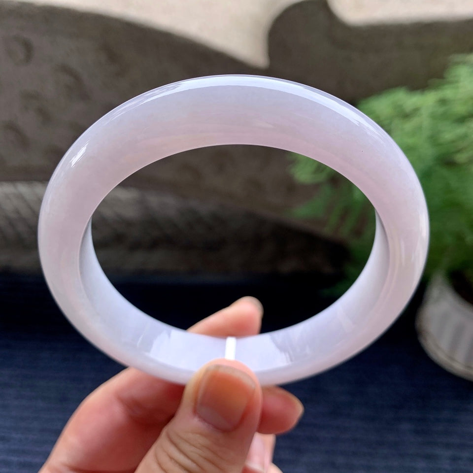 细糯种淡粉底平安镯（63.3mm）（yc101932）