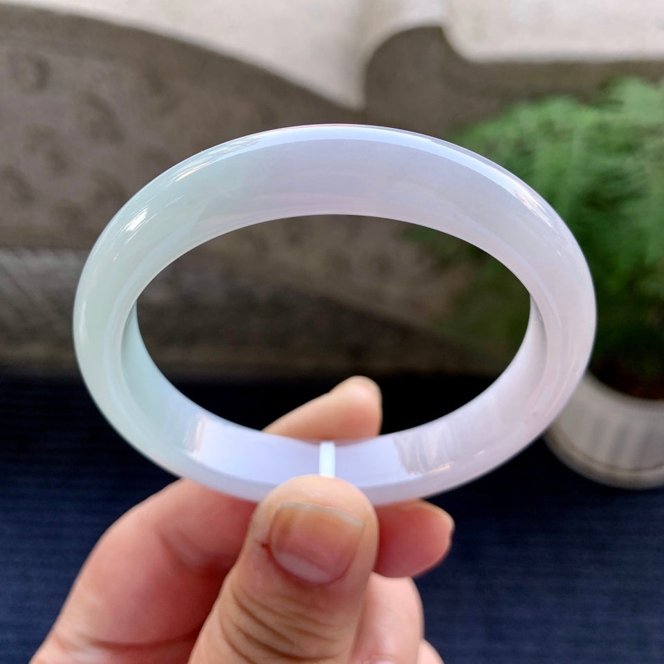 细糯种淡晴底贵妃手镯（54.3mm）（yc080053）