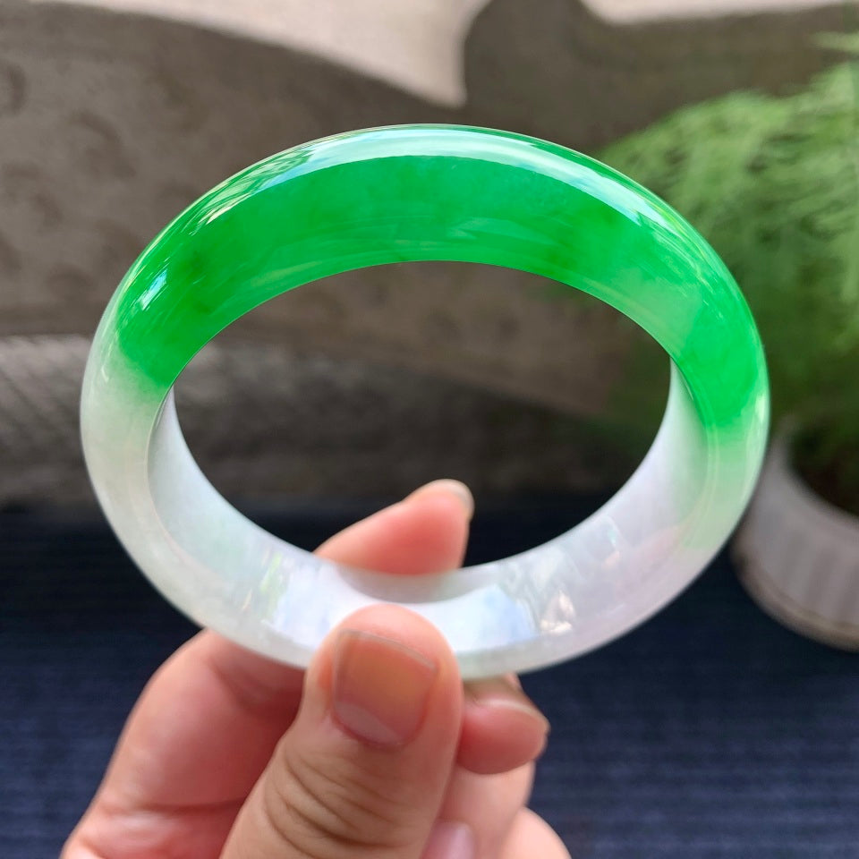 细糯种阳绿宽版轮胎手镯（58mm）（yc116052）