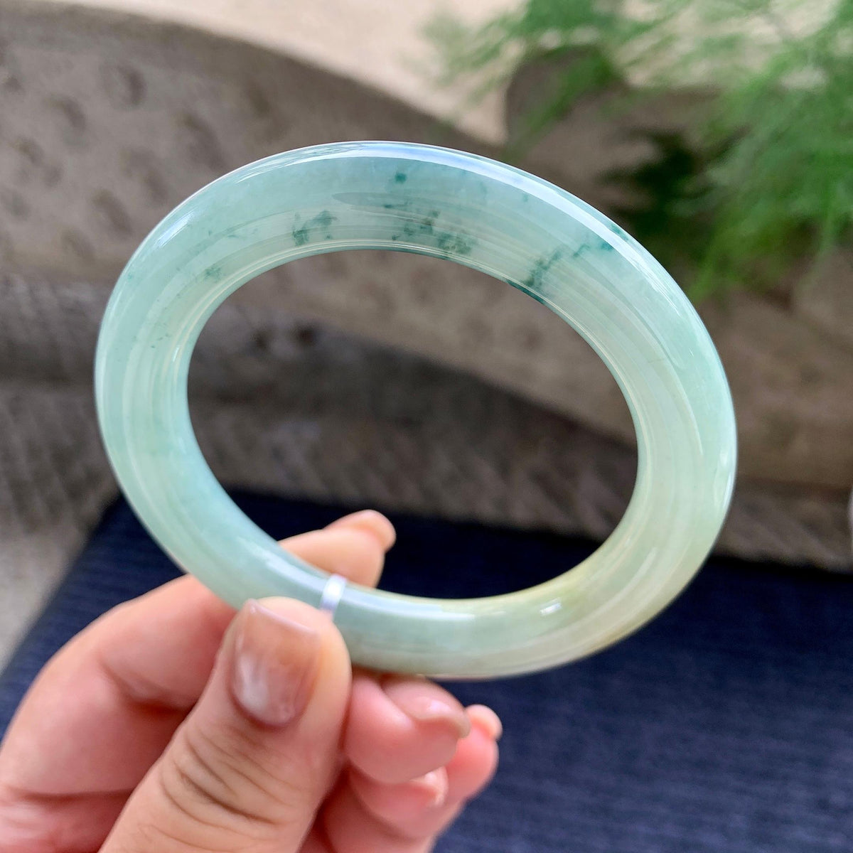 细糯种黄翡飘蓝花圆条手镯 54.3圈口 天然缅甸A货翡翠（yc701219）