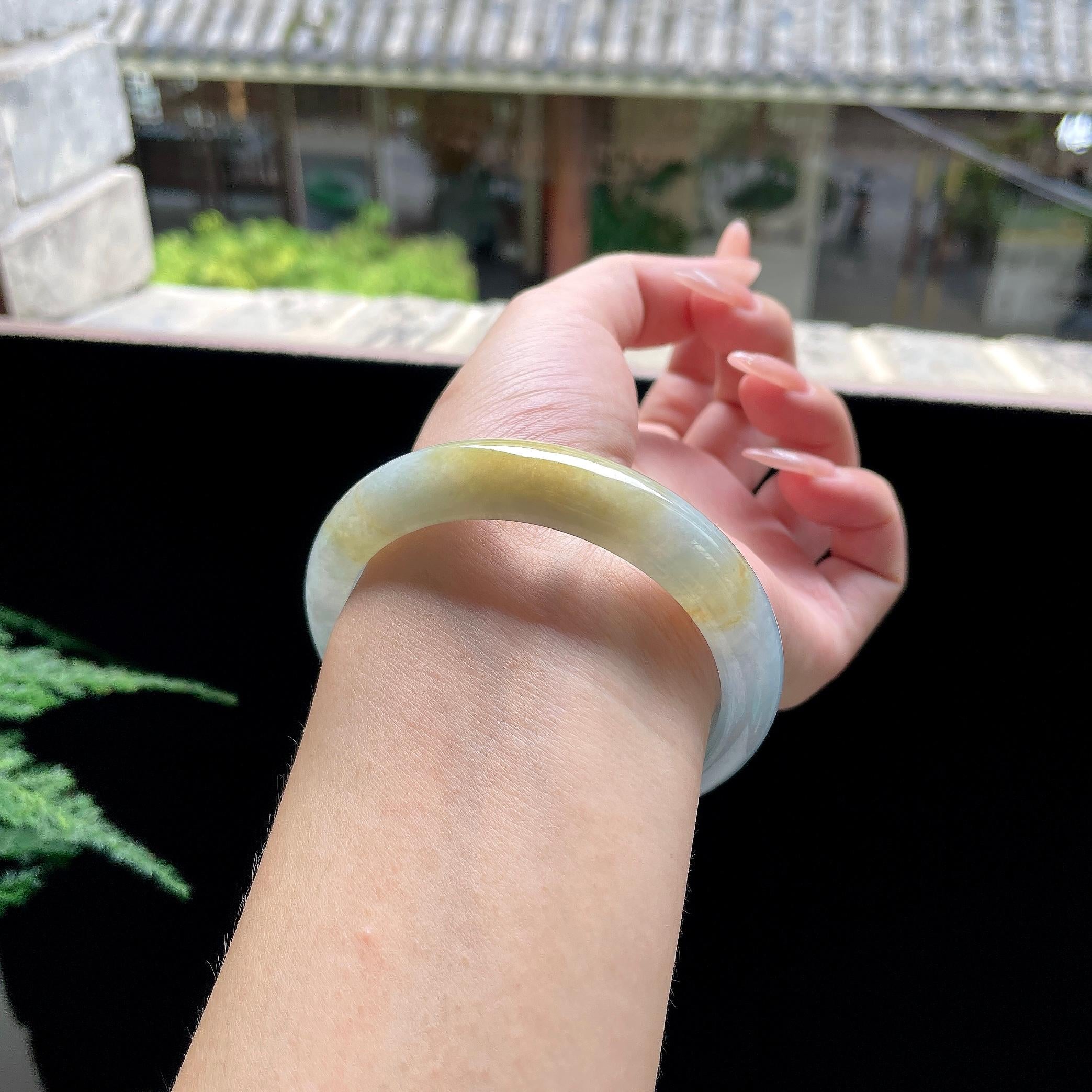糯冰种冰蓝底黄翡正圈平安镯 58圈口 天然缅甸A货翡翠（yc527799）