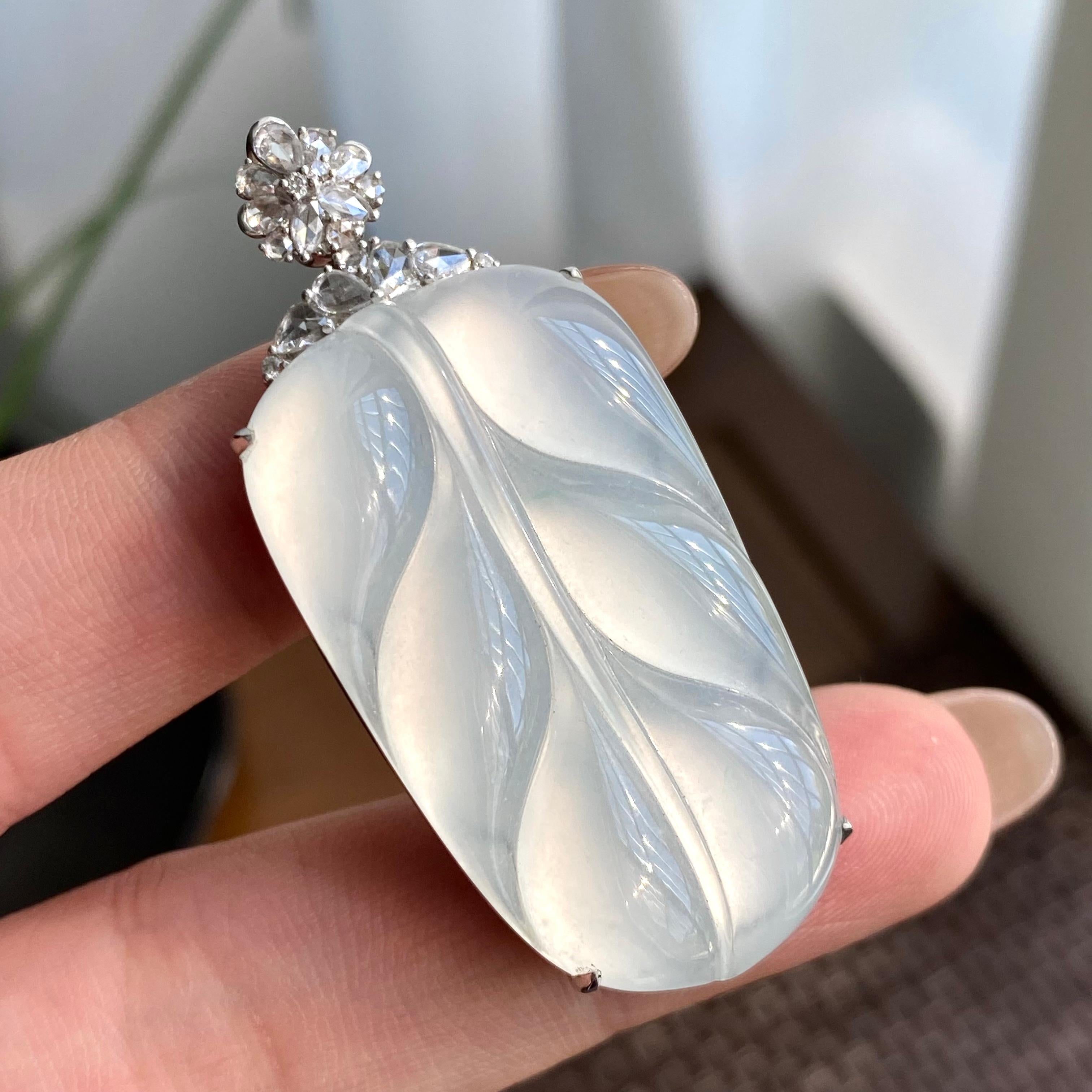 18k金钻镶冰种白月光玉叶吊坠（yc266179）